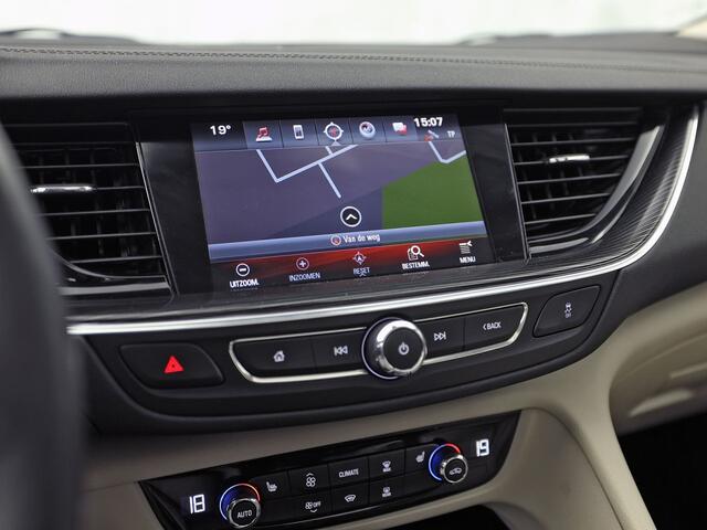 Opel INSIGNIA 1.5 Turbo Innovation Sport Pack 165Pk (PANORAMADAK, APPLE CARPLAY, GROOT NAVI, CLIMATE, STUUR/STOELVERWARMING, LEDER, SPORTSTOELEN, GETINT GLAS, ADAPTIVE CRUISE, STOELVERWARMING ACHTER, NIEUWSTAAT) – foto 9