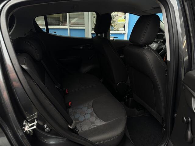 Opel KARL 1.0 Rocks Online Edition | Parkeersensoren Achter | Cruise Control | Rijklaar + 12 Maande BOVAG Garantie