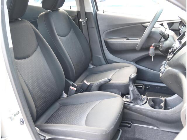 Opel KARL 1.0 Edition | Airco | AppleCarPlay/AndroidAuto | Cruise Control | Navigatie | Parkeersensoren Achter | Cruise Control | Isofix |