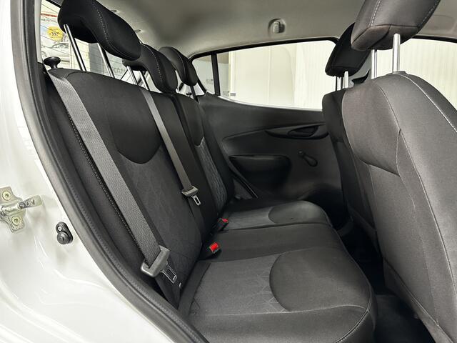 Opel KARL 1.0 ecoFLEX 120 Jaar Edition/ AIRCO!/ Cruise/ Bluetooth/ Radio-CD+USB/ Elek.Pakket/ Isofix/ C.V.Afstand/ Dakspoiler.