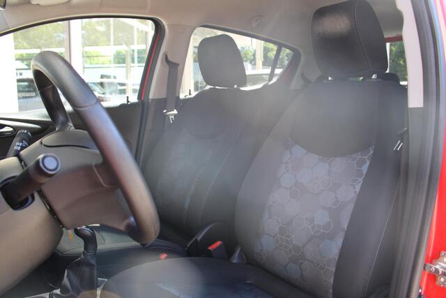 Opel KARL 1.0 Rocks Online Edition