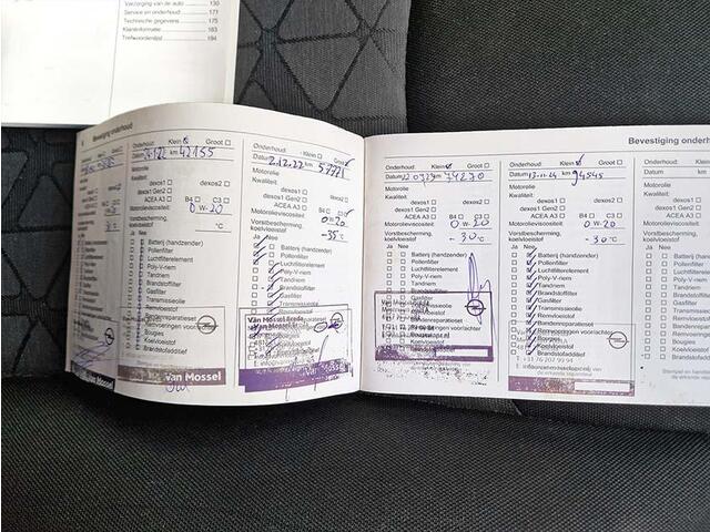 Opel KARL 1.0 ecoFLEX 120 Jaar Edition