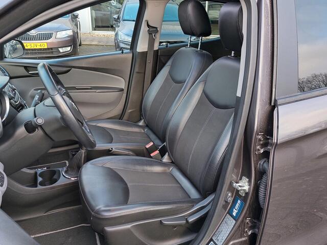 Opel KARL 1.0 ecoFLEX 75pk Cosmo+ | Origineel NL | Clima | Cruise | Schuifdak | Bluetooth Carkit+Streaming | Pdc | Rijstrooksensor | Privacy Glass | Mistampen | 15''lm