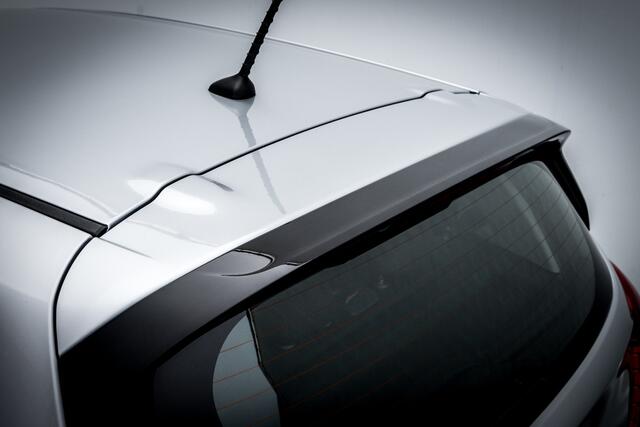 Opel KARL 1.0 75 PK ecoFLEX Edition | 37.700 KM | Trekhaak | Cruise | | Hoge instap en zit | Airco | Metallic |