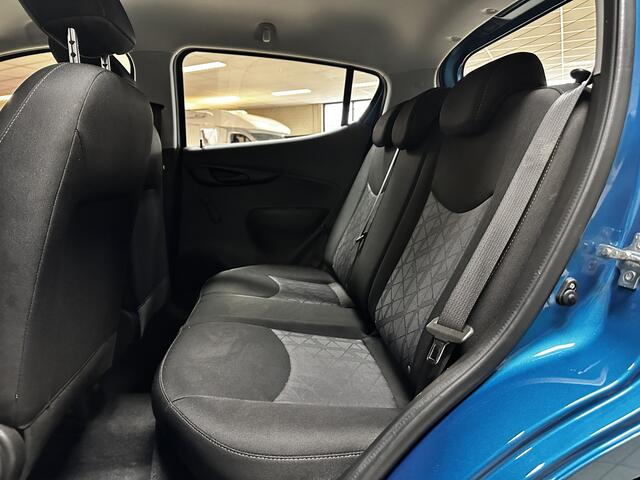 Opel KARL 1.0 ecoFLEX 120 Jaar Edition/ Airco/ Cruise/ Elek. pakket/ Isofix/ Bluetooth/ Multi. Stuur/ USB/ Getint glas/ Dagrijverl./ Dakspoiler/ Metallic lak.
