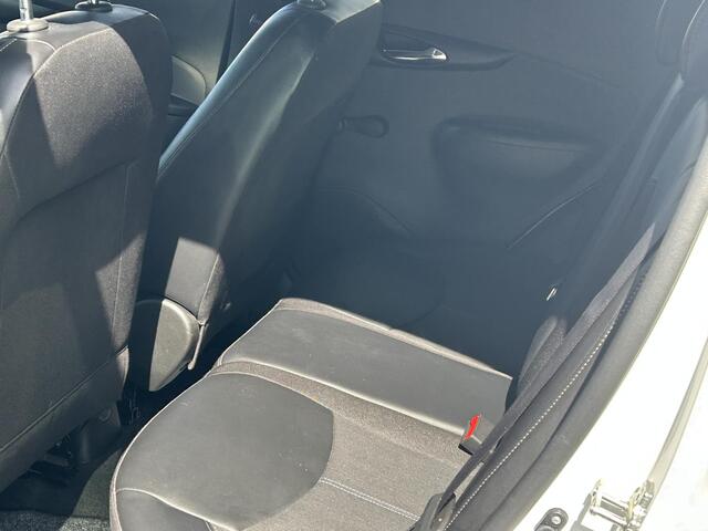 Opel KARL 1.0 ecoFLEX Innovation | Navigatie | Parkeersensoren Achter | Stoel & Stuur Verwarming | Climate Control |