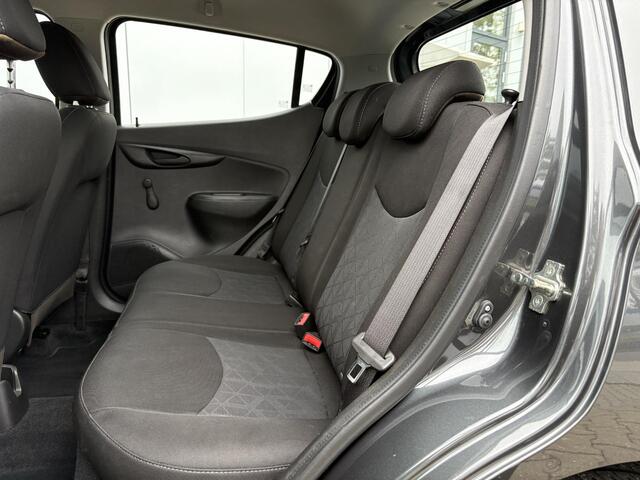 Opel KARL 1.0 ecoFLEX 120 Jaar Edition / Airco / Bluetooth / Cruise Control / Achteruitrijsensoren /