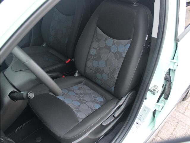 Opel KARL 1.0 Rocks Online Edition | Airco/PDC/Apple Carplay