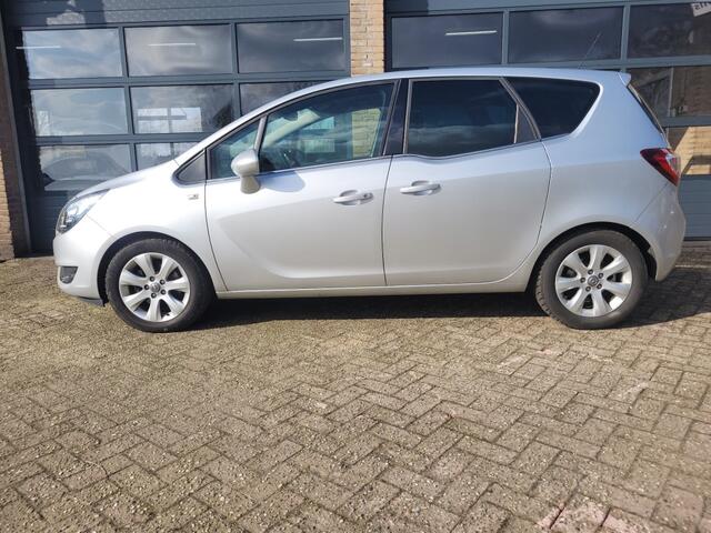 Opel MERIVA 1.4 turbo Blitz navi, trekhaak, stoel verw. enz