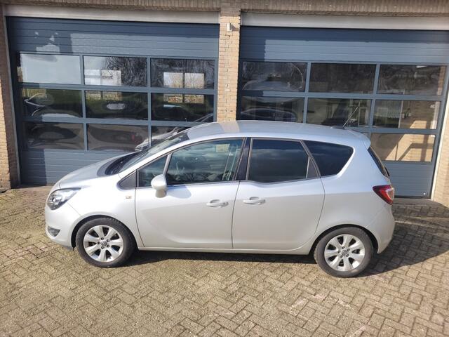 Opel MERIVA 1.4 turbo Blitz navi, trekhaak, stoel verw. enz