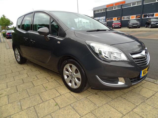 Opel MERIVA 1.4 140 pk COSMO-Navi-Blth-Cruise-Camera-Trekhaak