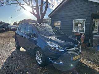 opel-meriva-1.4-turbo-blitz-camera-