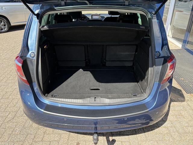 Opel MERIVA 1.4 Turbo Blitz / NL-Auto / 1e-Eigenaar / Stuur-Stoelverwarming / Cruise-Control / Trekhaak / Climate-Control / Radio-Bluetooth / Navi / PDC V+A / Camera / 16'' LMV / ENZ.