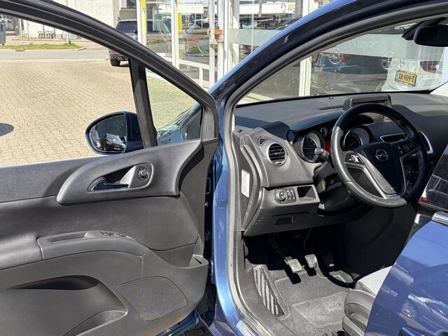 Opel MERIVA 1.4 Turbo Blitz / NL-Auto / 1e-Eigenaar / Stuur-Stoelverwarming / Cruise-Control / Trekhaak / Climate-Control / Radio-Bluetooth / Navi / PDC V+A / Camera / 16'' LMV / ENZ.