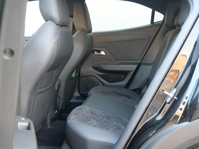 Opel MOKKA 1.2 Turbo 130pk Ultimate Automaat Massage / Camera / Winterpakket / Apple Carplay