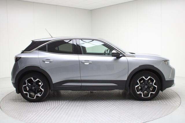 Opel MOKKA Mokka-e Ultimate 50-kWh 11kw bl. | 1e Eigenaar | NL Auto | Carplay / PDC V&A + Camera / LED Matrix / Alcantara