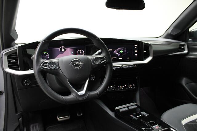 Opel MOKKA Mokka-e Ultimate 50-kWh 11kw bl. | 1e Eigenaar | NL Auto | Carplay / PDC V&A + Camera / LED Matrix / Alcantara