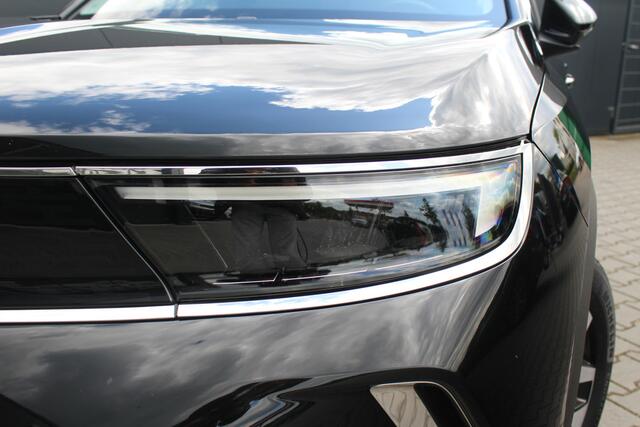 Opel MOKKA Mokka-e Business Elegance 50-kWh 7.4kw bl. | incl. 12 maanden garantie | DAB+ | Camera | Cruise | 17" velgen | LED | Parkeersensoren v+a | Navigatie | Grootlicht assistent | Dodehoek detectie | Keyless entry + start | Apple carplay | Climate control | Iso