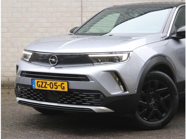 Opel MOKKA 130pk Turbo Ultimate | AppleCarplay/AndroidAuto | Achteruitrijcamera | Alcantara | Adaptive Cruise | 17" LMV | Blindspot | Privacy Glass |