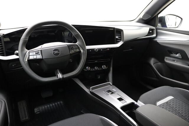 Opel MOKKA 1.2 Turbo Hybrid GS | UIT VOORRAAD LEVERBAAR | Stoelverwarming | Climate Control | Camera | Navigatie | Full LED | 17'' LM Velgen