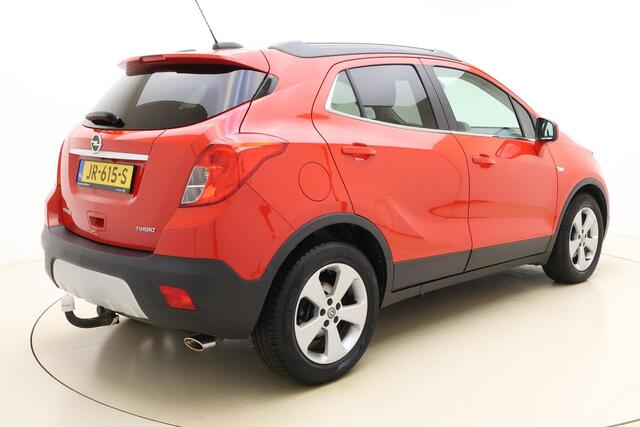 Opel MOKKA 1.4 T Innovation 140 PK | Handgeschakeld | Trekhaak | Lederen bekleding | Panorama schuif dak | Camera | Stoelverwarming | Cruise Control | Navigatie | Licht metalen velgen