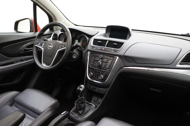 Opel MOKKA 1.4 T Innovation 140 PK | Handgeschakeld | Trekhaak | Lederen bekleding | Panorama schuif dak | Camera | Stoelverwarming | Cruise Control | Navigatie | Licht metalen velgen