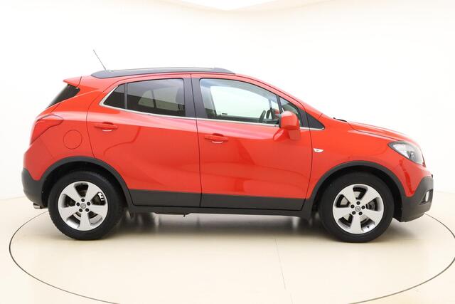 Opel MOKKA 1.4 T Innovation 140 PK | Handgeschakeld | Trekhaak | Lederen bekleding | Panorama schuif dak | Camera | Stoelverwarming | Cruise Control | Navigatie | Licht metalen velgen