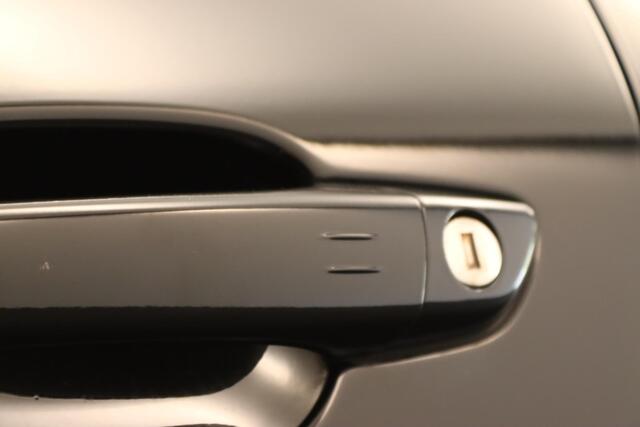Opel MOKKA Mokka-e Business Elegance 50-kWh 7.4kw bl. - ORIGINEEL NEDERLANDSE AUTO - APPLE CARPLAY/ANDROID AUTO - KEYLESS ENTRY - KEYLESS START - PARKEERSENSOREN ACHTER - LICHTMETALEN VELGEN 17"INCH - DODEHOEKDETECTIE - ACHTERUITRIJCAMERA