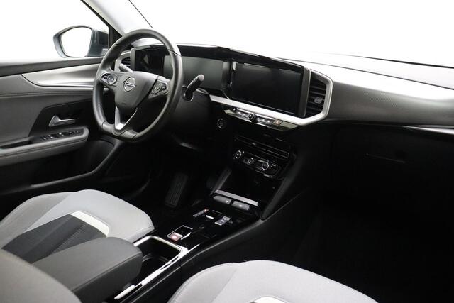 Opel MOKKA Electric Level 3 50 kWh Elegance | Navigatie | Trekhaak | Climate control | Camera | Zwart dak | Lichtmetalen velgen | Extra getint glas | Keyless