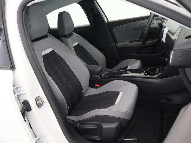 Opel MOKKA Mokka-e Elegance 50-kWh 11kw bl. | Cruise Control | Climate Control | Parkeercamera | Carplay | Parkeersensoren | Dodehoekdetectie |