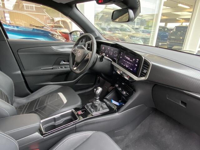 Opel MOKKA 1.2 Turbo Ultimate | Black Pack | Massagestoel | 18'' velgen | Navigatie | Achteruitrijcamera | Adaptieve Cruise Control