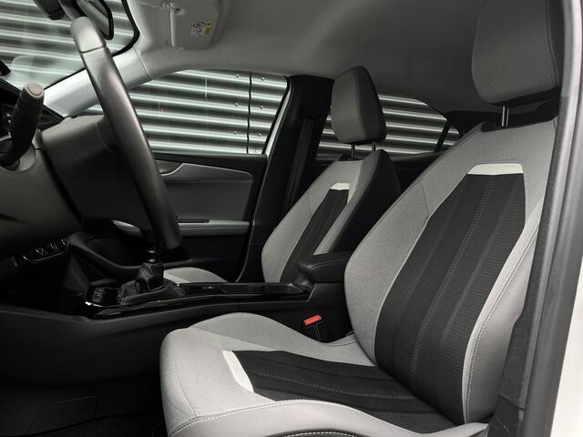 Opel MOKKA Business Elegance 1.2 Turbo 130pk | KEYLESS | TREKHAAK | 180° CAMERA | PURE PANEL | NAVI PRO | ISOFIX | TWO-TONE | FULL LED |
