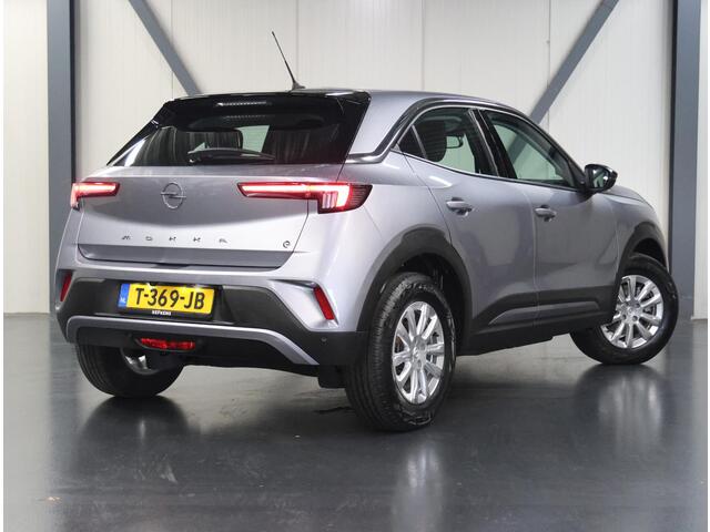 Opel MOKKA Electric Level 2 50 kWh 136PK | ACCURAPPORT 96% | AppleCarPlay/AndroidAuto | Cruise Control | Climate Control | Camera | Digitale Cockpit | Navigatie | FULL LED | Isofix | Parkeersensoren |