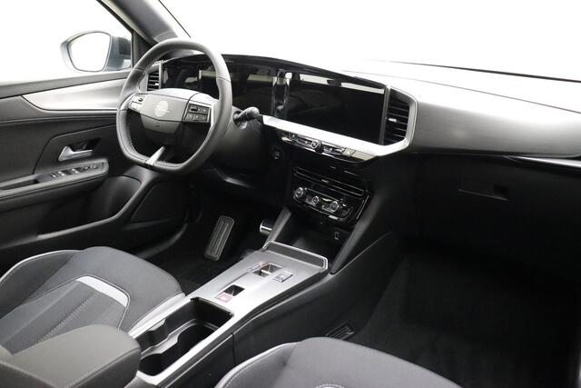 Opel MOKKA 1.2 Turbo 136pk Automaat Hybrid GS | Navigatie | Climate control | Keyless | Dodehoek assistent | Zwart dak | Stoel & Stuurverwarming | 18" Lichtmetalen velgen