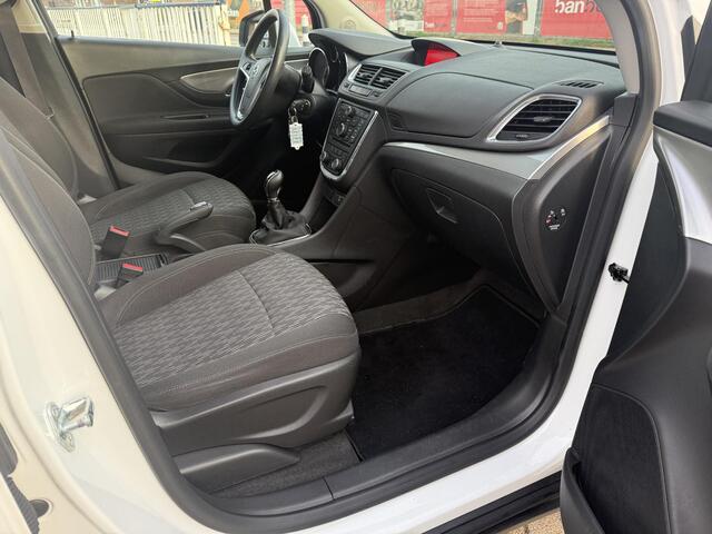 Opel MOKKA 1.6 Selection