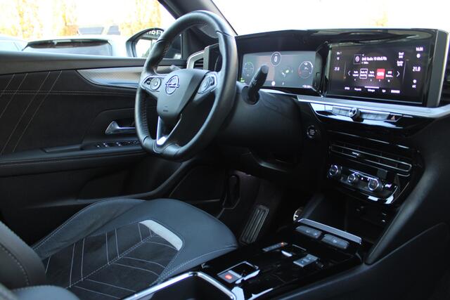 Opel MOKKA Mokka-e Ultimate 50-kWh 11kw bl. | Adaptieve cruise | BLIS | Camera | Trekhaak |