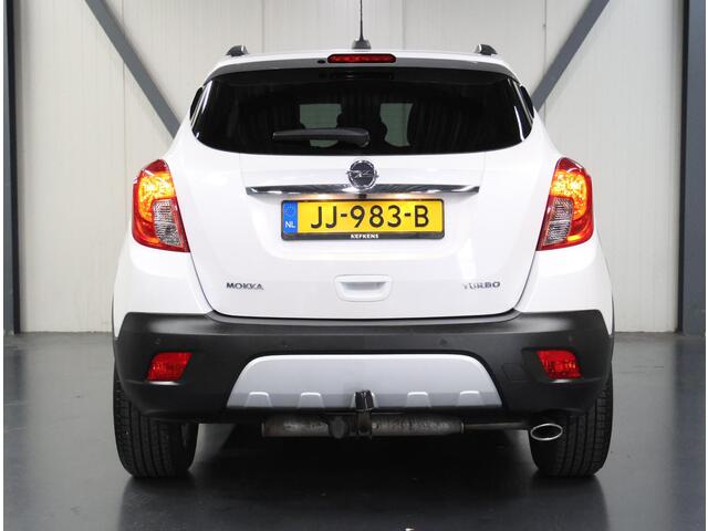 Opel MOKKA 1.4 140PK Turbo Cosmo | AGR Stoelen | Armsteun | Trekhaak | Climate Control | Cruise Control | Camera | 17" LMV | Goed Onderhouden | Isofix | Privacy Glass |