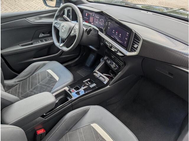 Opel MOKKA Ultimate+ 1.2 Turbo 130pk EAT8 | ALCANTARA/LEDER | LED MATRIX | KEYLESS | NAVI PRO | WINTER PACK | STOELMASSAGE | ISOFIX | DAB+ |