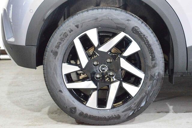 Opel MOKKA Electric Level 3 50 kWh / Camera / CarPlay / Keyless / LED Koplampen / 17'' / Navigatie / Stuur+Stoelverwarming / DAB / Dodehoek / Cruise Control / Warmtepomp