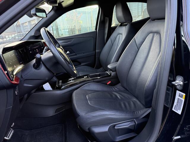 Opel MOKKA Electric Level 4 50 kWh ** Leder ** Navigatie ** Trekhaak ** 18inch Rijbereik tot 457km (WLTP)