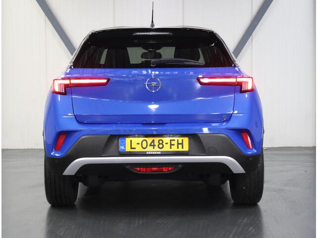 Opel MOKKA Mokka-e Business Elegance 50-kWh 11kw bl. 136PK | 1ste Eigenaar | ACCURAPPORT 92% | Armsteun | StoelStuurVerwarming | Navigatie | Climate Control | Adaptieve Cruise Control | LED | Camera | Isofix | Privacy Glass | Parkeersensoren |