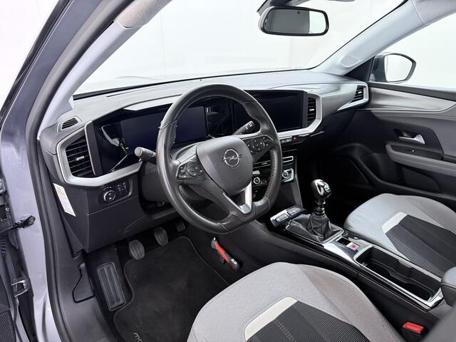 Opel MOKKA T 131pk Elegance Navi Camera Apple Carplay Android PDC Auto bord-herkenning ECC Cruise Control Pdc Elegance Lmv Led Isofix Lane Assist Regen-Lichtsensor Virtual Cockpit 1.2 turbo 1e Eigenaar (door ons-) Dealeronderhouden Origineel NLse auto