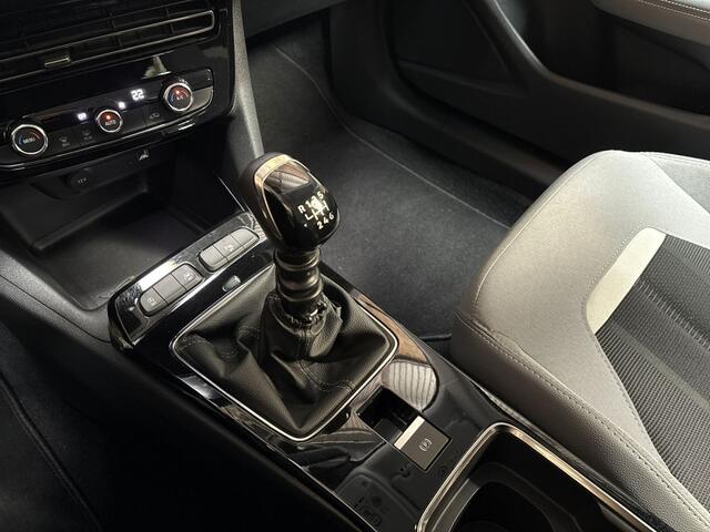 Opel MOKKA 1.2 Turbo Elegance (VIRTUAL COCKPIT, APPLE CARPLAY, GROOT NAVI, 360 CAMERA, SPORTSTOELEN, LED KOPLAMPEN, CRUISE, NIEUWSTAAT)