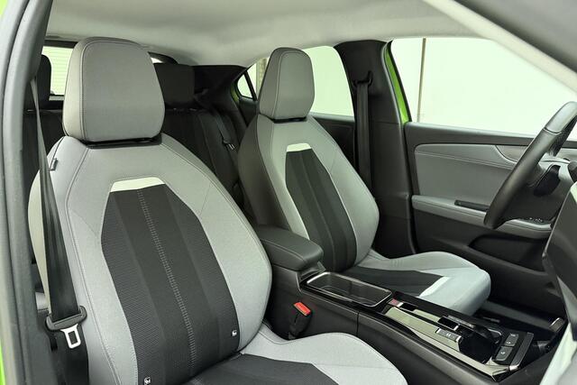 Opel MOKKA 1.2 Turbo Elegance 130 PK Automaat | Navigatie | Climate control | Camera | Stuurwiel verwarmd | Extra getint glas | Weinig kilometers | Lichtmetalen velgen