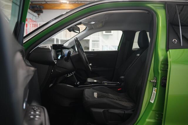 Opel MOKKA Mokka-e Ultimate 50-kWh 11kw bl. | Technologie Pakket | Apple Carplay | Stoelverwarming | Camera