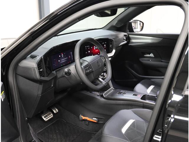 Opel MOKKA 1.2 145PK Turbo Hybrid GS | 1ste eigenaar | Alcantara | Stoel/Stuurverwarming | Massagestoel | FULL LED | Camera | Privacy Glass | AppleCarPlay/AndroidAuto | Navigatie | Adaptief Cruise Control | Keyless | Isofix |