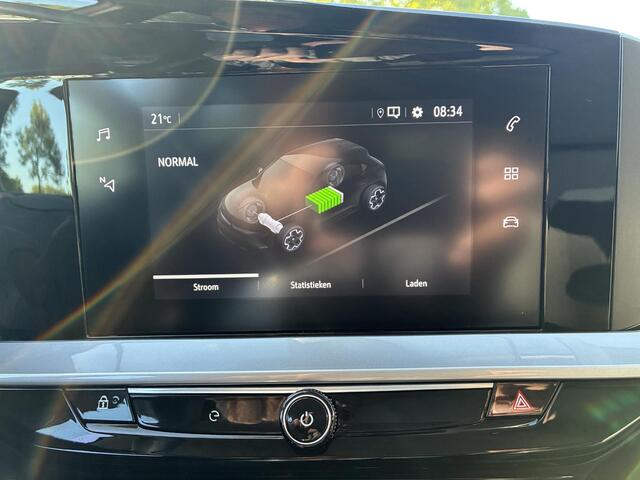 Opel MOKKA Mokka-e Business Elegance 50-kWh 3-fase | ECC | Navigatie | Camera | Stoel & Stuurverwarming | LED Verlichting | LM-velgen | Afneembare Trekhaak | Cruisecontrol