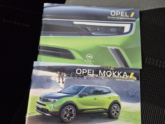 Opel MOKKA Electric Level 3 50 kWh 3-Fase | Automaat | Parkeersensoren | Camera | Navigatie via Apple Carplay of Android Auto | Lichtmetalen Velgen | Stoel en Stuurverwarming |