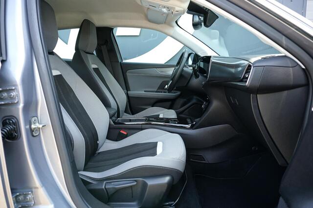 Opel MOKKA Edition 50-kWh Two-Tone + CAMERA / LED / APPLE CARPLAY