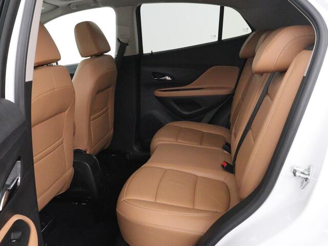 Opel MOKKA X 1.4 Turbo Innovation | Panoramadak | NAP 52.000 | Trekhaak | Leder | Carplay | Stuur/stoel verwarming | Full LED | Camera | DAB+ | Lane assist | Park assist | Keyless entry